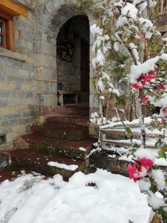 Casa Rural Fontamil Gistain Exterior photo